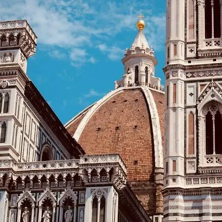 Central Florence Charm - Walk To All Sights By Likehomeflorence Extérieur photo